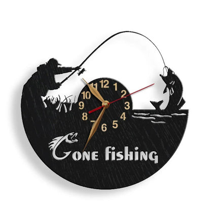 Gift for anglers – personalized fishing wall clock with big fish design