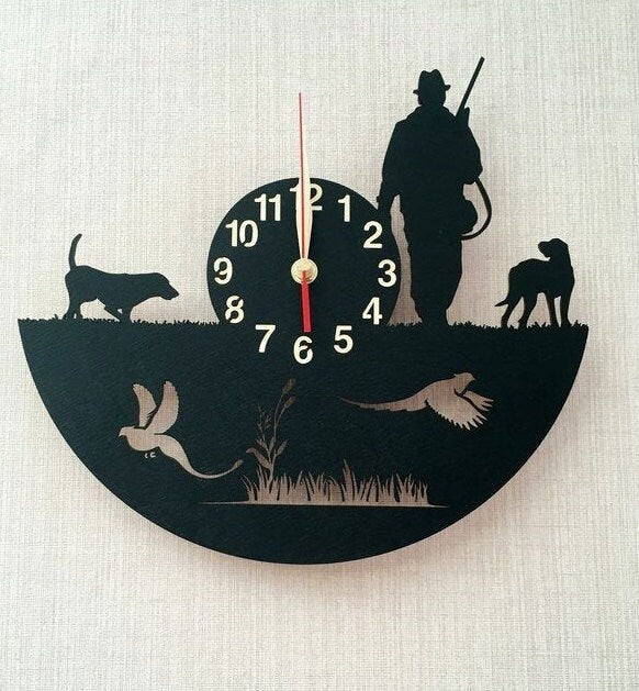 Hunting-themed clock with pheasant and dog design