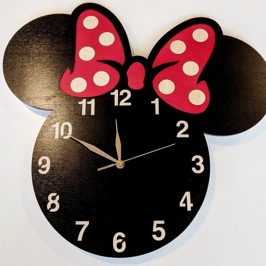 Retro cartoon Minnie Mouse bow wall clock for Disney lovers