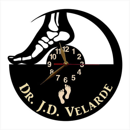 personalized-podiatry-doctor-Foot-Care-clinic-decor-clock